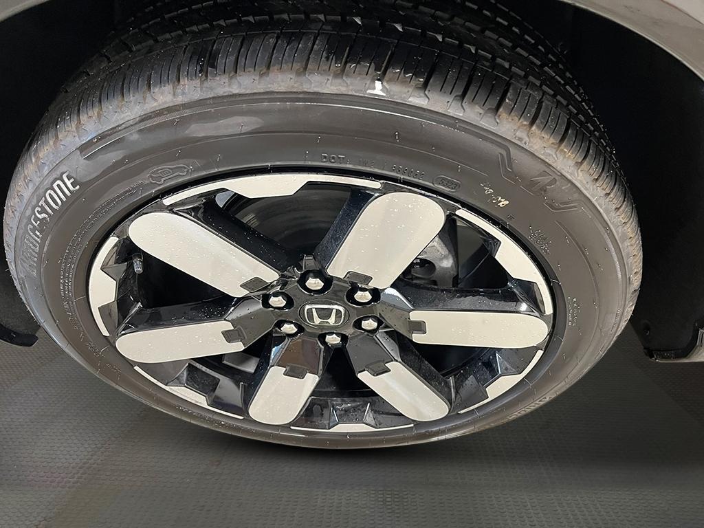 new 2025 Honda Prologue car, priced at $59,805