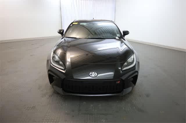 used 2023 Toyota GR86 car, priced at $25,994