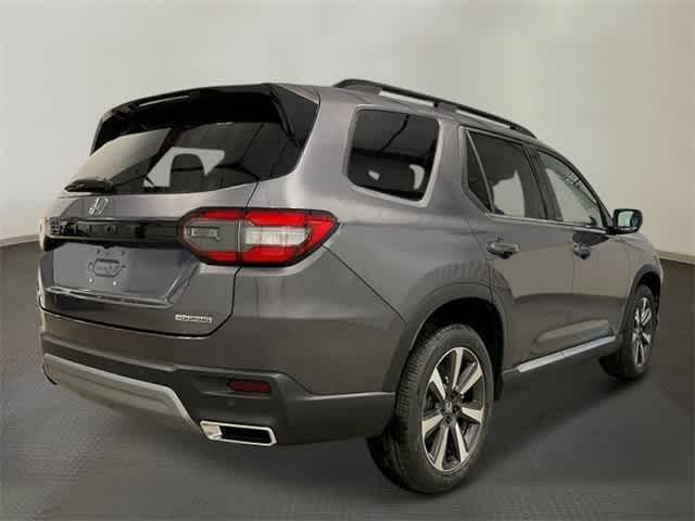 new 2025 Honda Pilot car, priced at $51,095