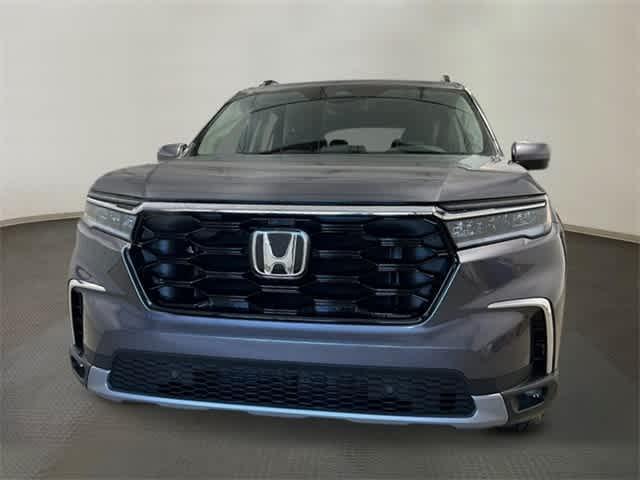 new 2025 Honda Pilot car, priced at $51,095