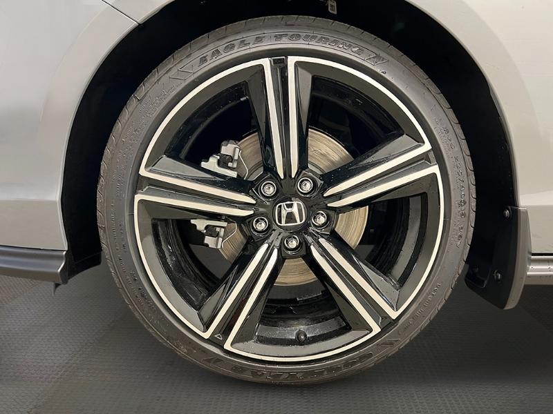 new 2025 Honda Accord car, priced at $35,260