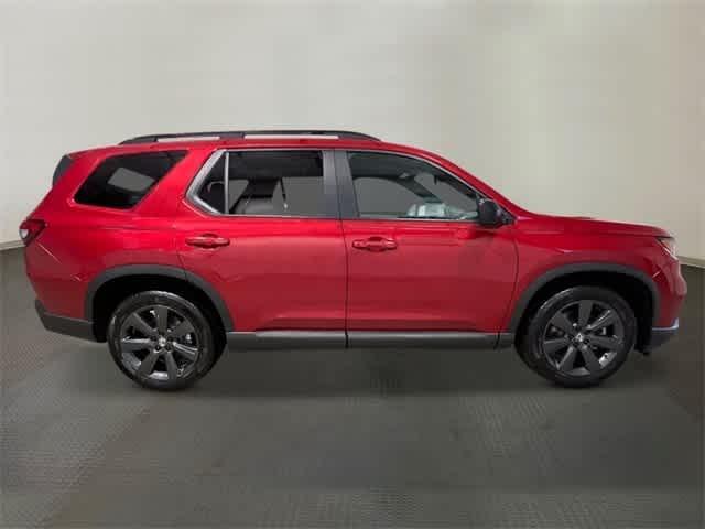 new 2025 Honda Pilot car, priced at $44,205