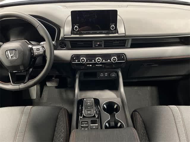 new 2025 Honda Pilot car, priced at $44,250
