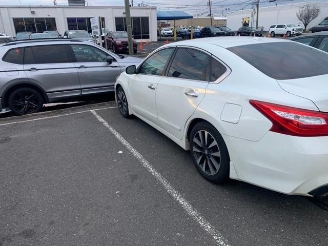 used 2016 Nissan Altima car, priced at $7,734