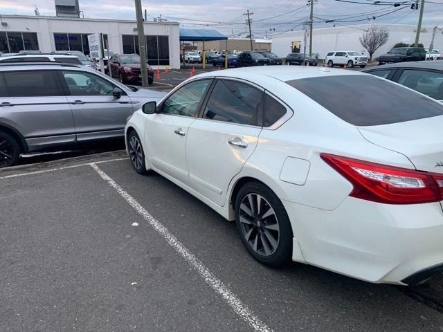 used 2016 Nissan Altima car, priced at $7,734