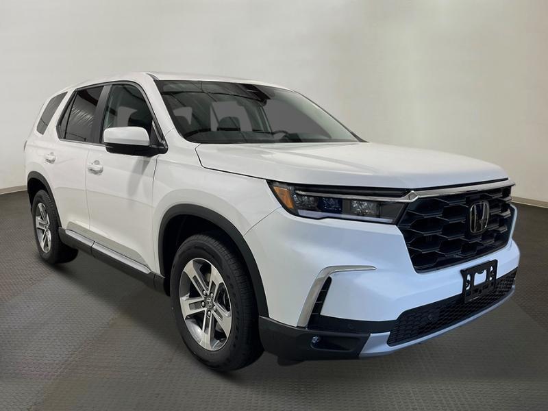 new 2025 Honda Pilot car, priced at $47,505