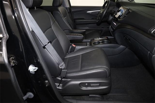 used 2022 Honda Pilot car, priced at $28,462