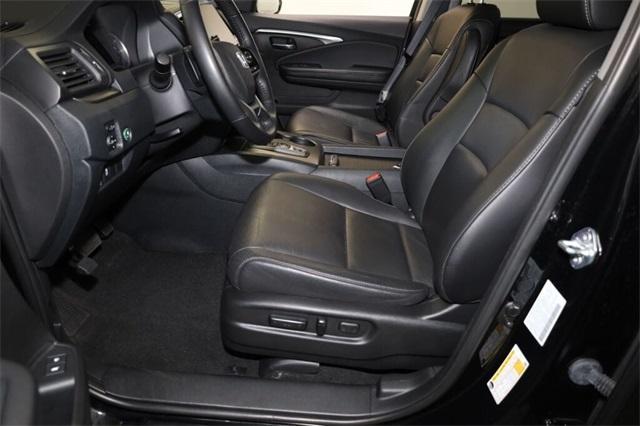 used 2022 Honda Pilot car, priced at $28,462