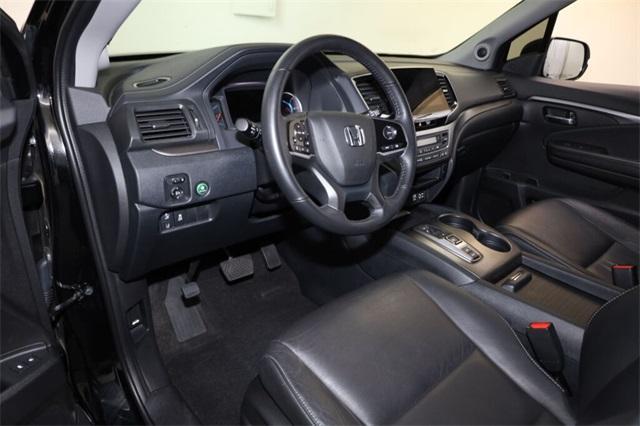 used 2022 Honda Pilot car, priced at $28,462