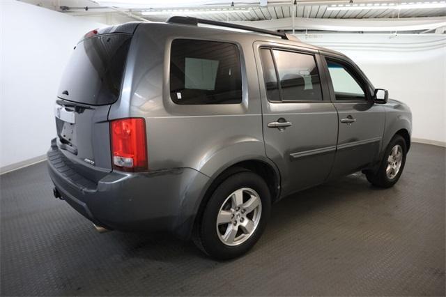 used 2011 Honda Pilot car, priced at $9,999