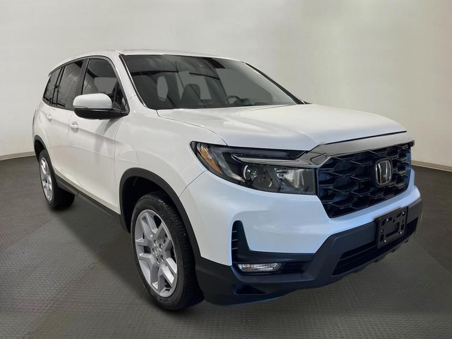 new 2025 Honda Passport car, priced at $44,250