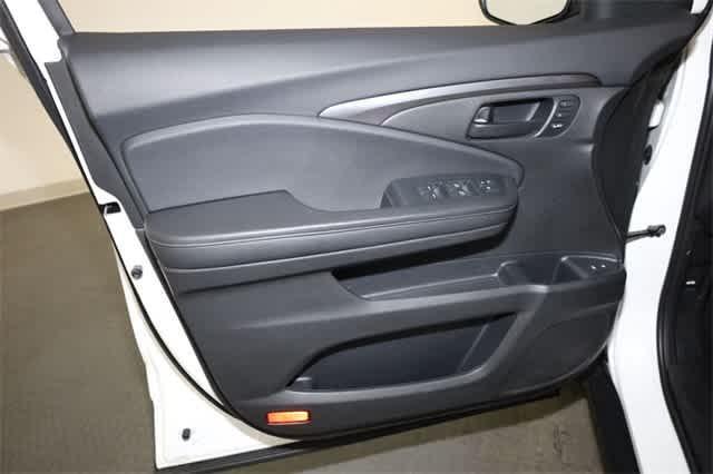 used 2022 Honda Passport car, priced at $30,000