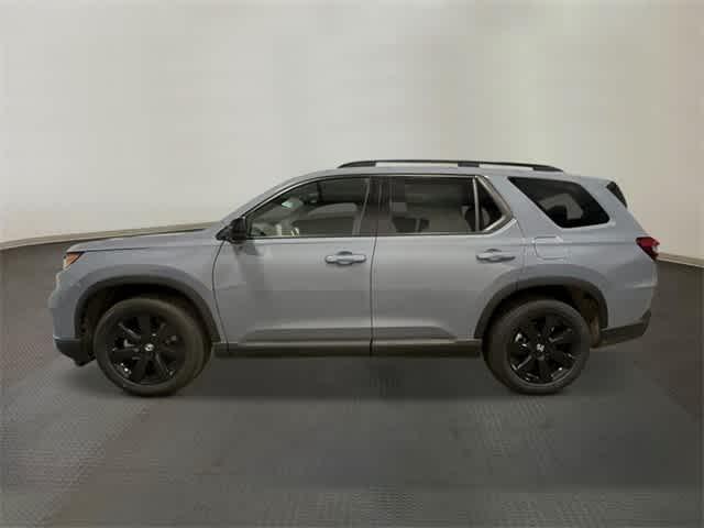 new 2025 Honda Pilot car, priced at $57,215