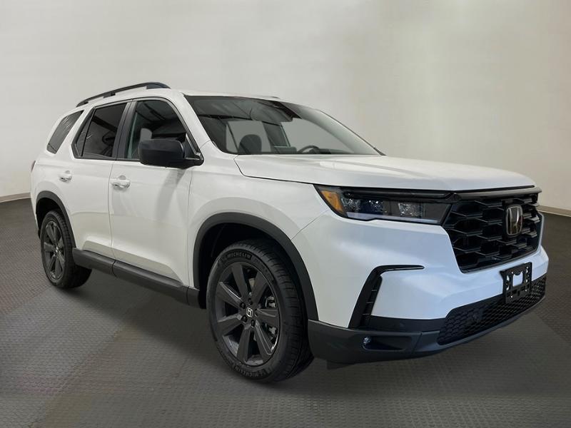 new 2025 Honda Pilot car, priced at $44,205