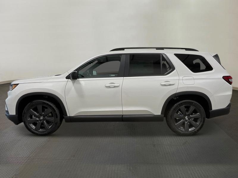 new 2025 Honda Pilot car, priced at $44,205