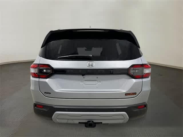 new 2025 Honda Pilot car, priced at $50,895