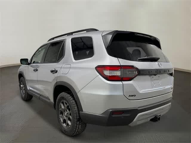 new 2025 Honda Pilot car, priced at $50,895