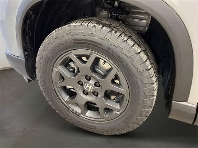 new 2025 Honda Pilot car, priced at $50,895