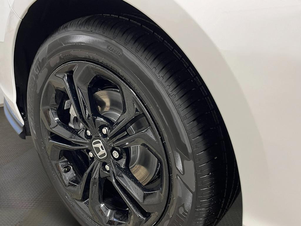 new 2025 Honda Accord car, priced at $32,165