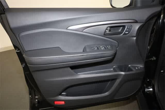 used 2022 Honda Passport car, priced at $28,224
