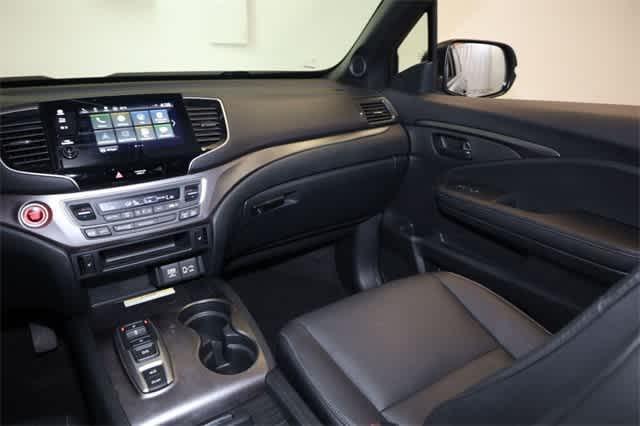 used 2022 Honda Passport car, priced at $28,224