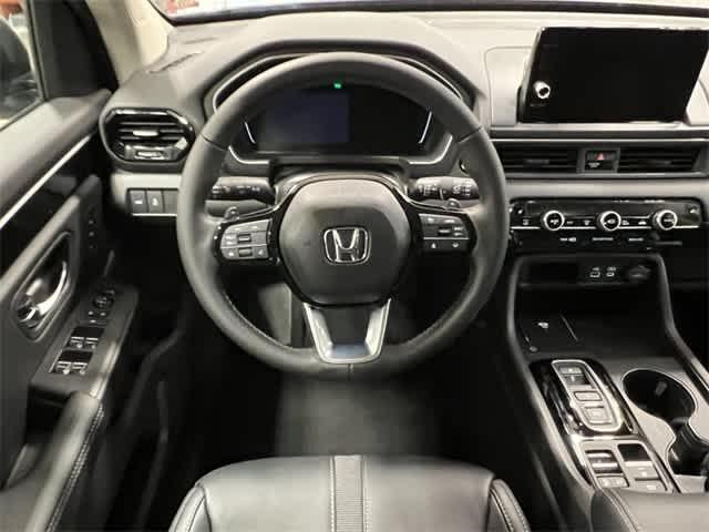 new 2025 Honda Pilot car, priced at $47,505