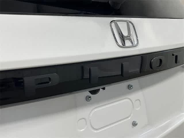 new 2025 Honda Pilot car, priced at $47,505