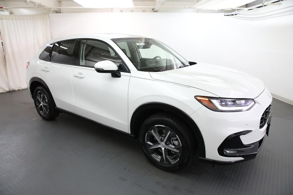 new 2025 Honda HR-V car, priced at $32,850