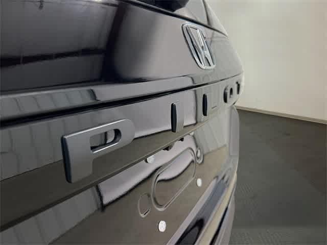 new 2025 Honda Pilot car, priced at $54,530