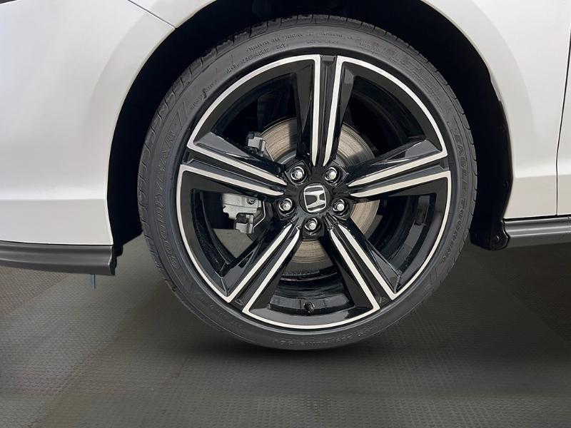 new 2025 Honda Accord car, priced at $35,260