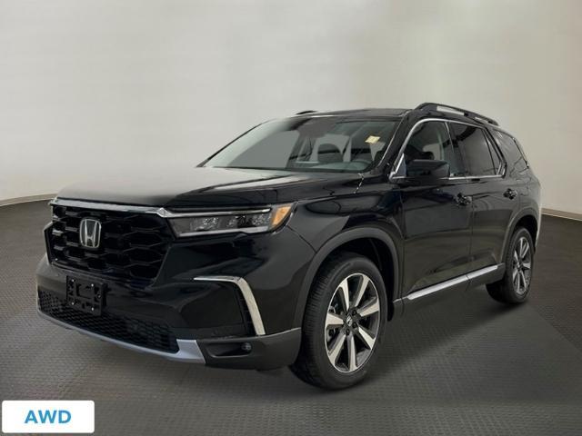 new 2025 Honda Pilot car, priced at $51,050