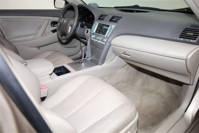 used 2009 Toyota Camry Hybrid car, priced at $6,195