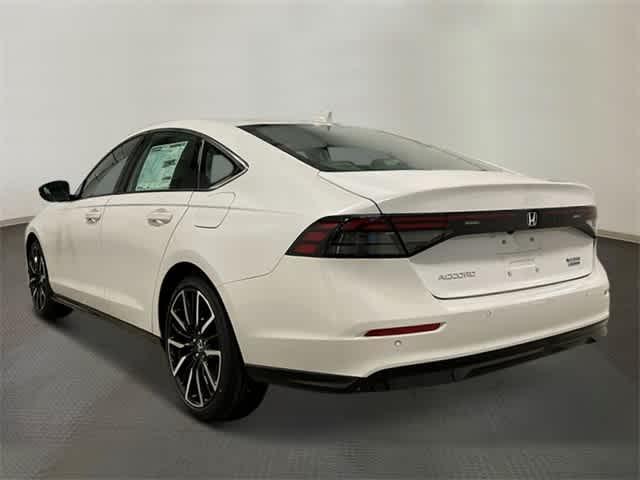 new 2025 Honda Accord Hybrid car, priced at $40,905