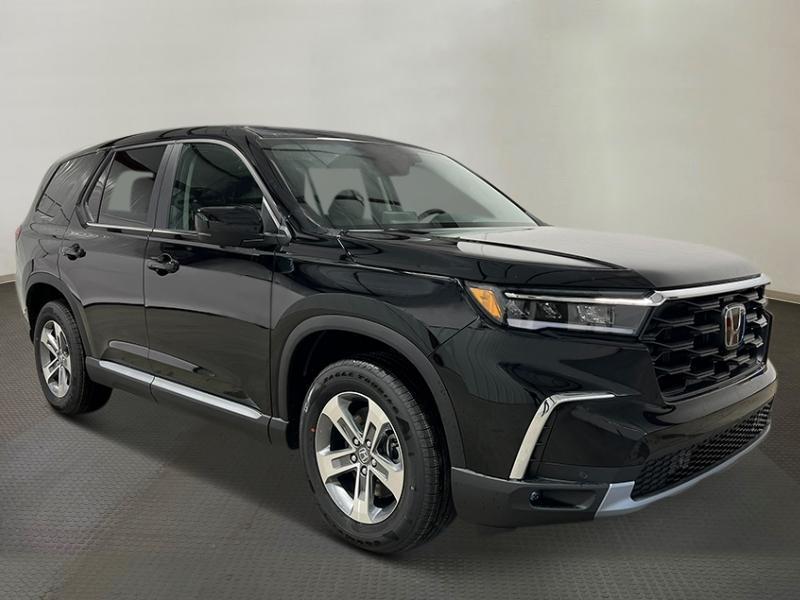 new 2025 Honda Pilot car, priced at $47,050