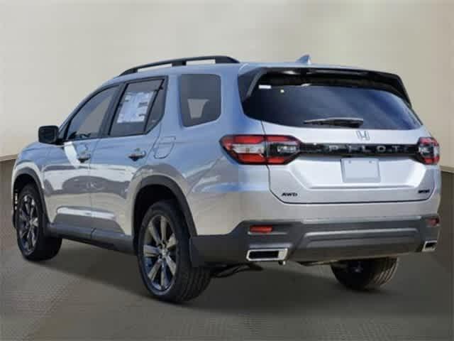 new 2025 Honda Pilot car, priced at $43,750