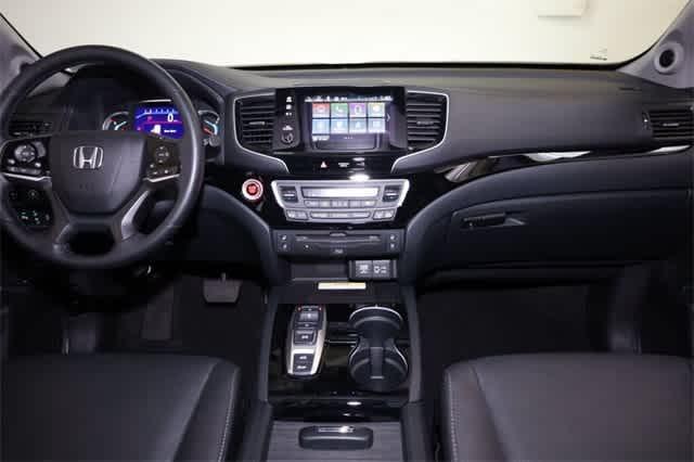 used 2022 Honda Pilot car, priced at $35,549