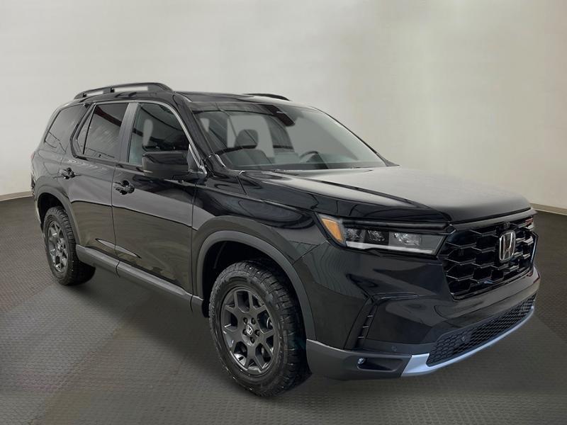 new 2025 Honda Pilot car, priced at $50,850