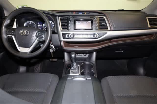 used 2017 Toyota Highlander car, priced at $19,159