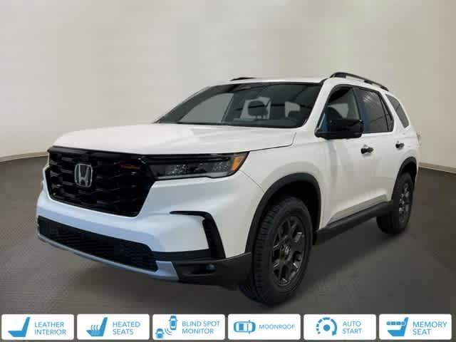 new 2025 Honda Pilot car, priced at $51,250