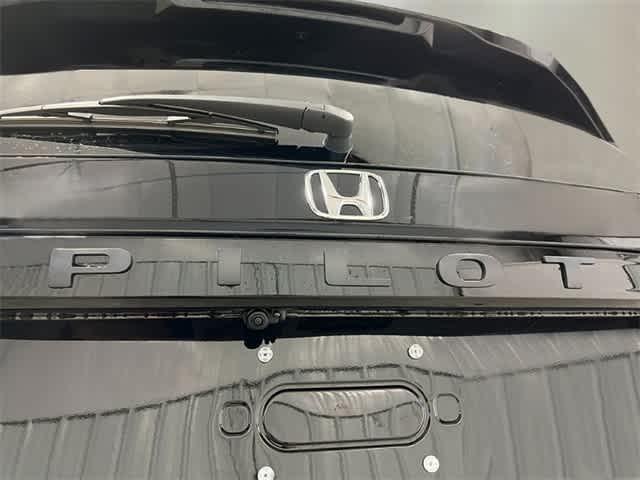 new 2025 Honda Pilot car, priced at $54,530