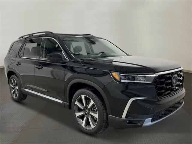 new 2025 Honda Pilot car, priced at $54,530