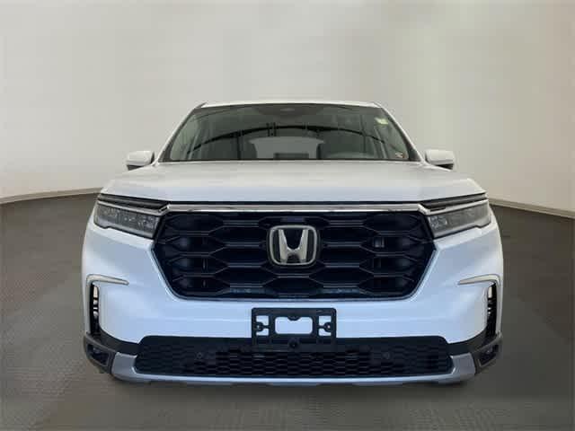 new 2025 Honda Pilot car, priced at $47,450