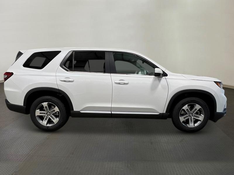 new 2025 Honda Pilot car, priced at $47,505