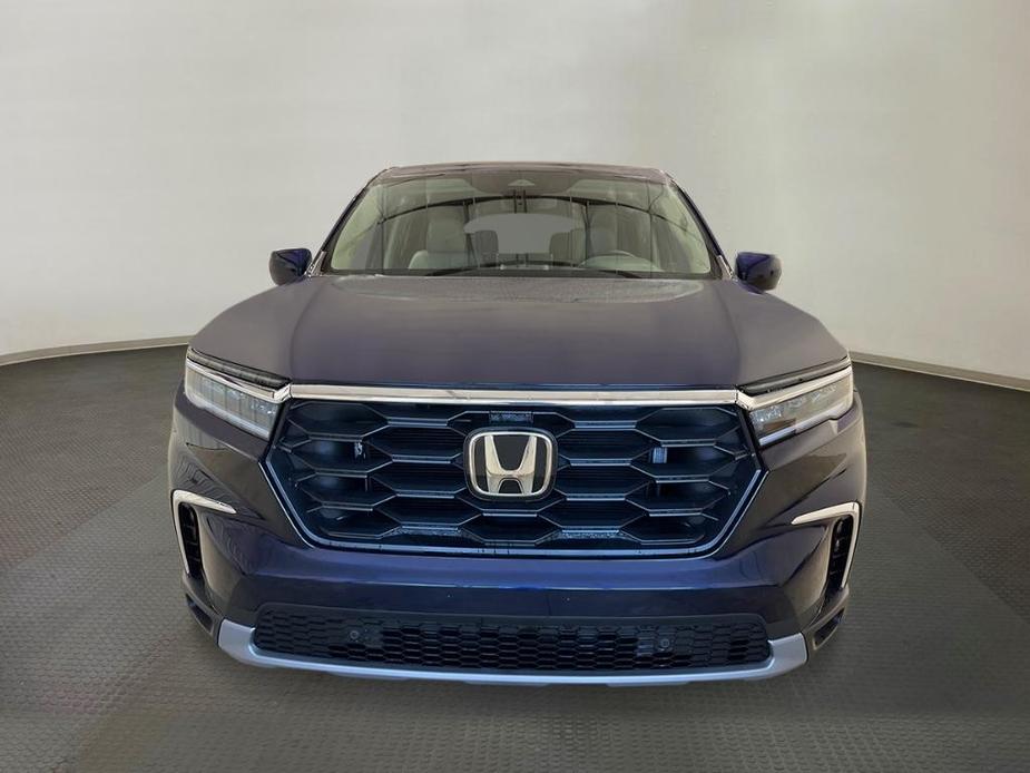 new 2025 Honda Pilot car, priced at $46,995