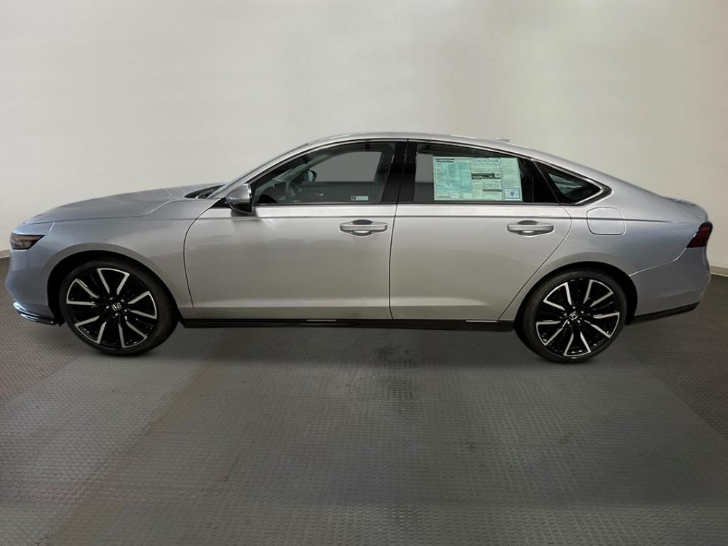 new 2025 Honda Accord Hybrid car, priced at $40,450