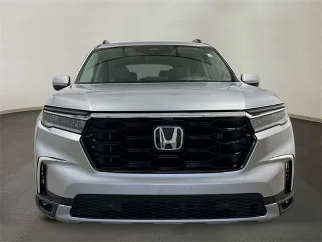 new 2025 Honda Pilot car, priced at $54,175