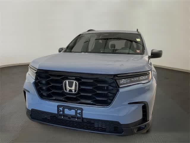 new 2025 Honda Pilot car, priced at $44,150