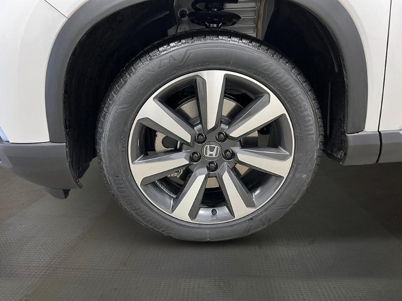 new 2025 Honda Pilot car, priced at $54,985