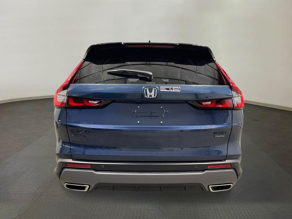 new 2026 Honda CR-V Hybrid car, priced at $43,700