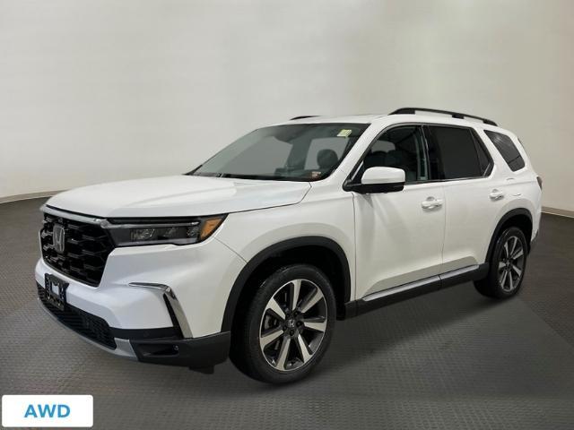 new 2025 Honda Pilot car, priced at $54,985